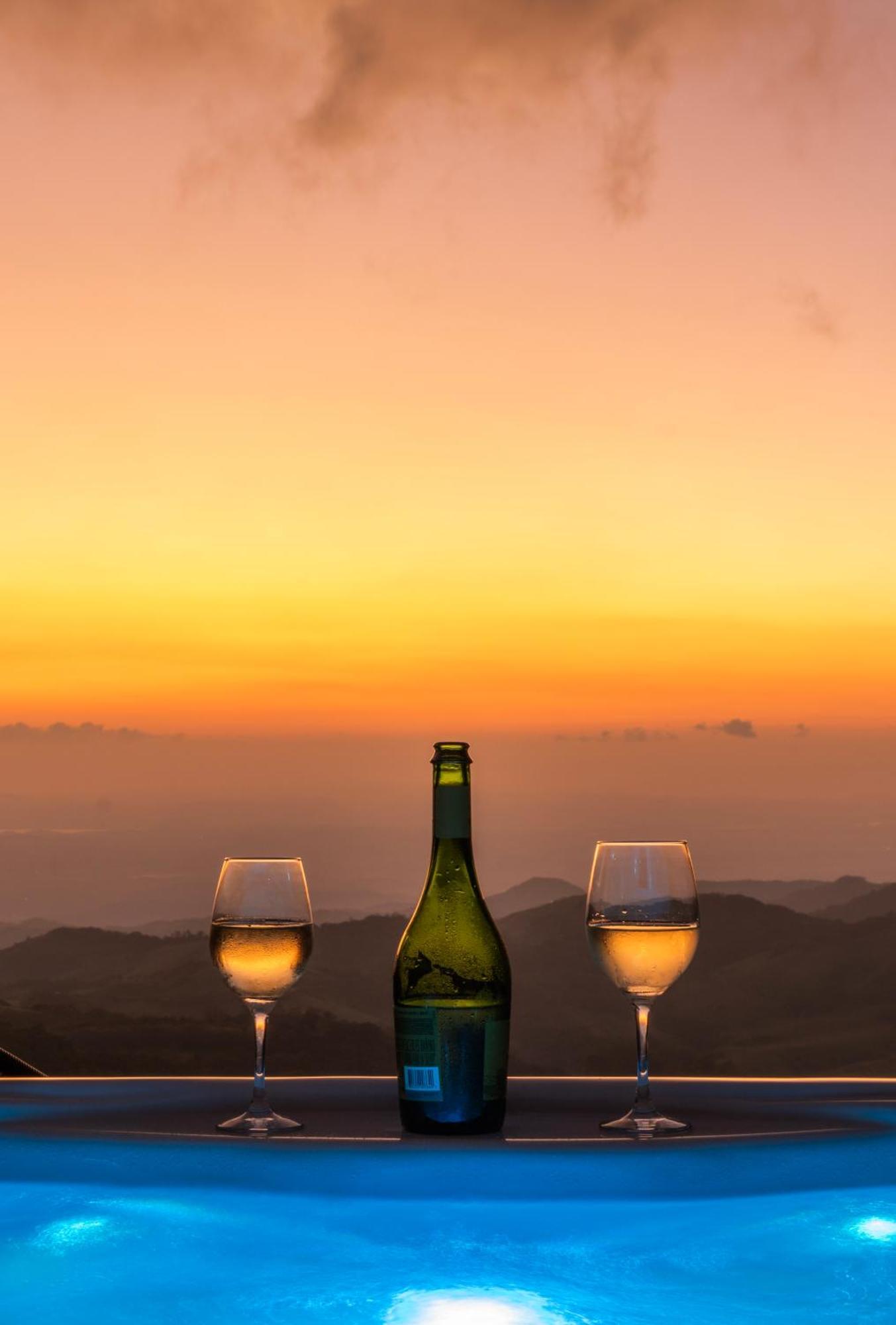 Amalu Luxury View Cabins Monteverde Bagian luar foto